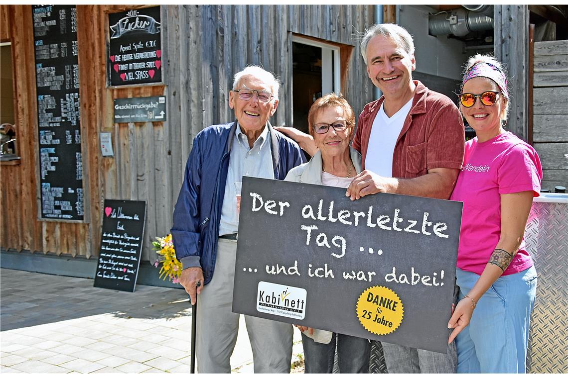 Kennen sich seit über 35 Jahren: Thomas Weber und seine "Theatermutti" Waltraud ...