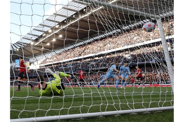 Kevin De Bruyne von Manchester City war gegen Manchester United doppelt erfolgreich. Foto: Darren Staples/Sportimage/CSM via ZUMA Press Wire/dpa