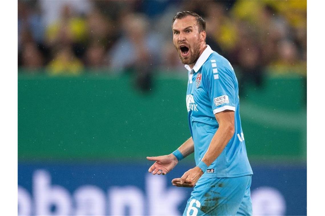 Ex-Weltmeister Großkreutz beendet Profi-Karriere Kevin Großkreutz in Aktion für Uerdingen. Foto: Marius Becker/dpa/Archivbild