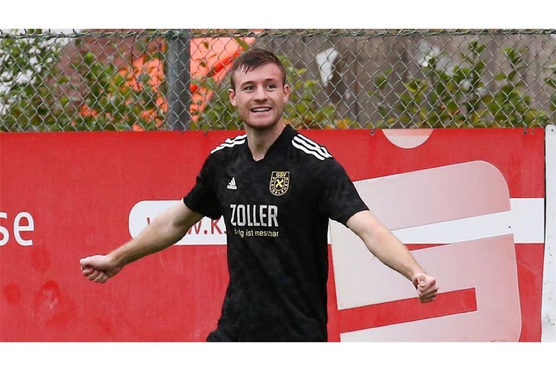 Kevin Sirch bejubelt seinen Treffer.