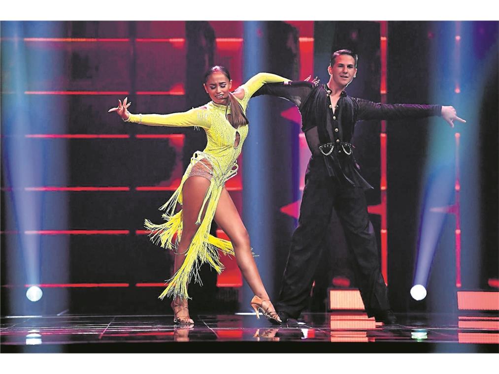 „Das ist, was uns glücklich macht“ Khea Gürtler und Fabio Rothmund bei der ProSieben-Show „Masters of Dance“. Foto: ProSieben/Willi Weber