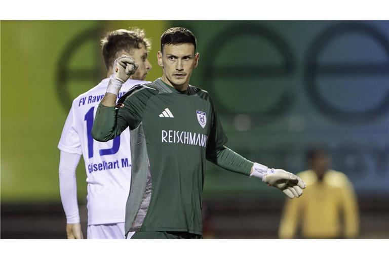 Kickers-Leihgabe Ramon Castellucci stand bis zum Saisonende beim FV Ravensburg im Tor – und dürfte dort auch bleiben.  
Foto:IMAGO / Rene Traut