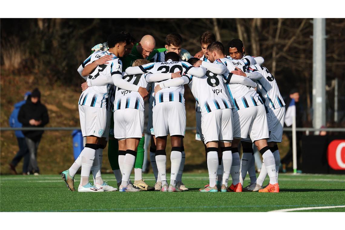 Kickers-Team: Einschwören fürs zweite Testspiel 2025.