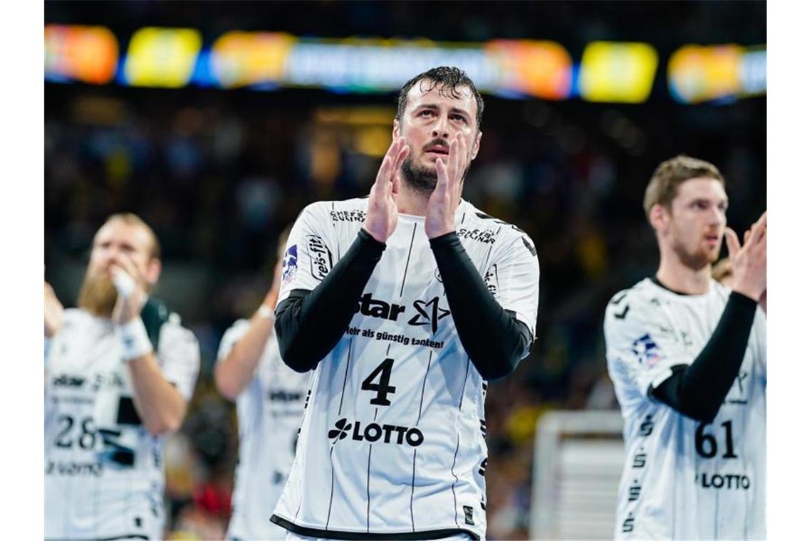 THW Kiel geht als Spitzenreiter in die EM-Pause Kiels Kapitän Domagoj Duvnjak (M). Foto: Uwe Anspach/dpa
