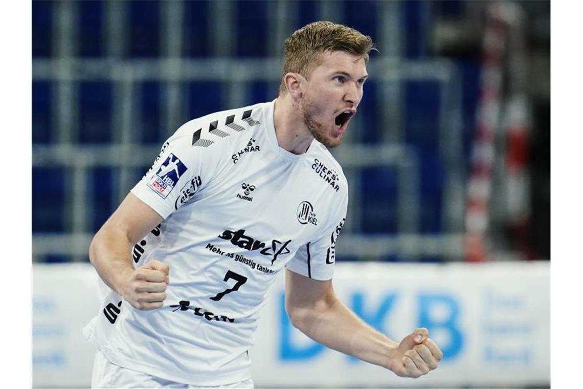 Kiel jubelt: THW-Handballer zum 22. Mal deutscher Meister Kiels Magnus Landin Jacobsen bejubelt ein Tor. Foto: Uwe Anspach/dpa