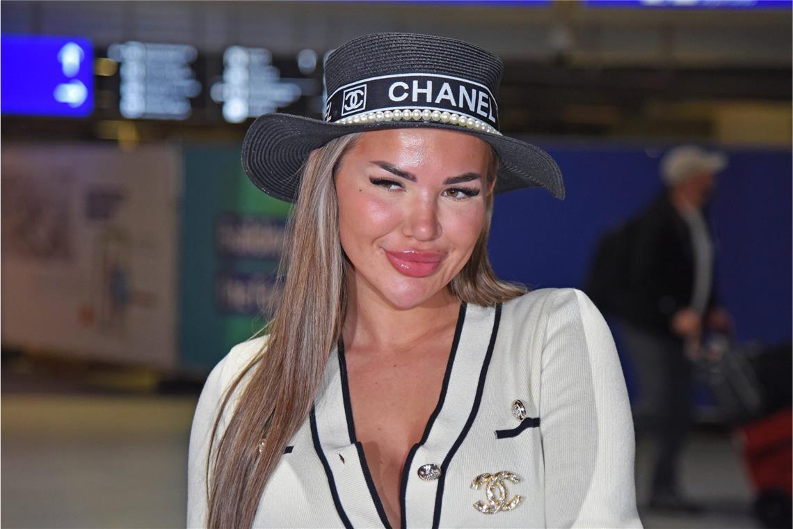 „Bitte verzeiht mir das“: Reality-Star über Baby-Statement Kim Virginia Hartung vor dem Abflug ins RTL-Dschungelcamp 2024.