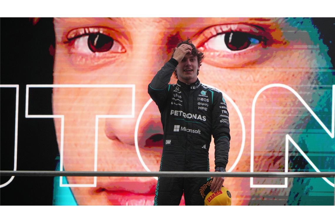 Kimi Antonelli rast in China zu seinem ersten Grand-Prix-Erfolg in der Formel 1.