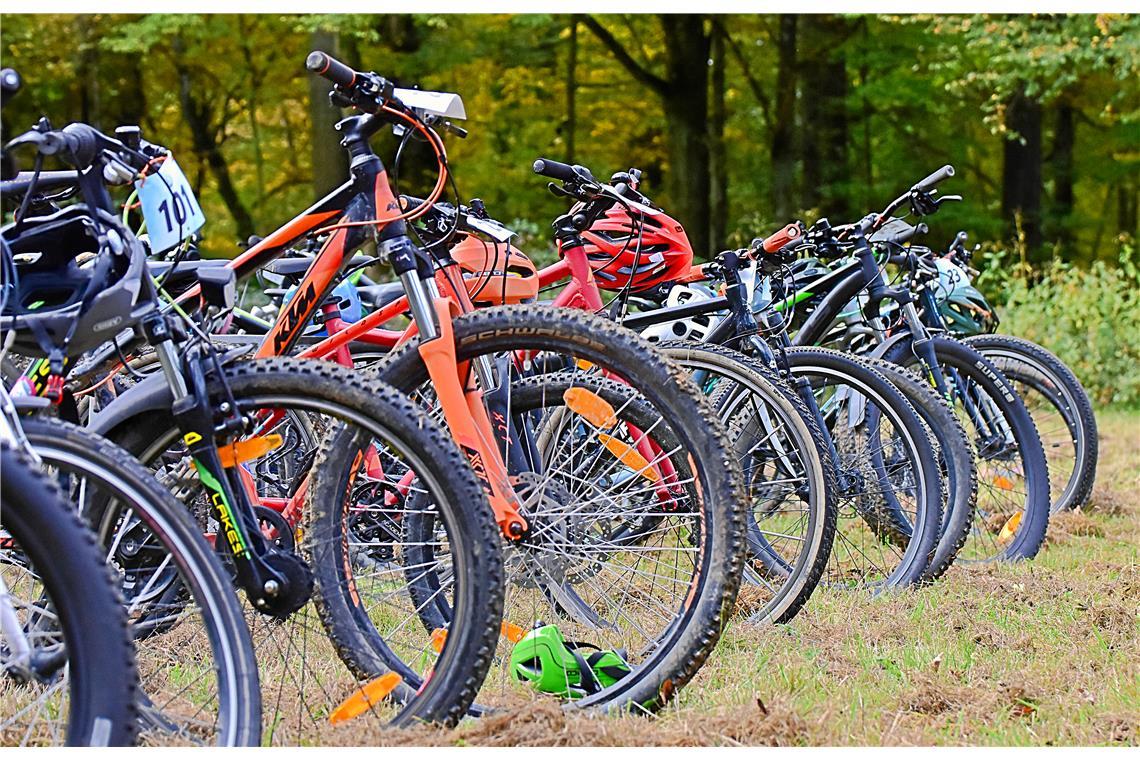 Kinder Crossduathlon Backnang 2025 rund um das Waldheim im Plattenwald. SP
