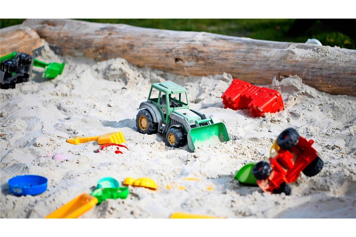 Kinder haben auf einem Spielplatz in Jena eine Handgranate ausgebuddelt (Symbolfoto).