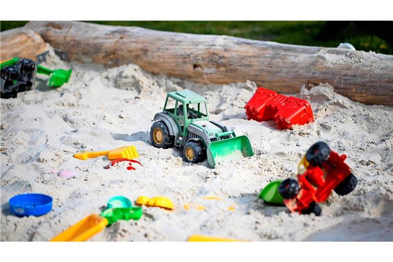 Kinder haben auf einem Spielplatz in Jena eine Handgranate ausgebuddelt (Symbolfoto).