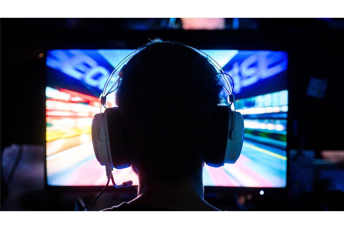 Wie sich Jugendliche durch Computerspiele radikalisieren Kinder und Jugendliche werden auf Gaming-Plattformen immer häufiger von Extremisten kontaktiert.