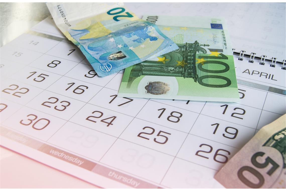 Kindergeld Auszahlungstermine 2025 (Überblick) Kindergeld wird zu unterschiedlichen Terminen ausbezahlt. Hier erfahren Sie, wann Ihr Kindergeld jeden Monat 2025 überwiesen wird.