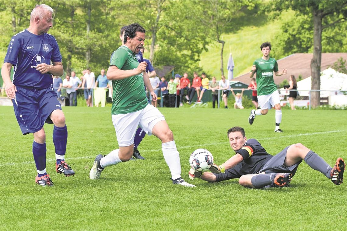 Mehr Mannschaften, mehr Spiele Kirchenkirnberg (lila Trikots) bildet mit dem VfR Murrhardt eine Spielgemeinschaft, während Oppenweiler ein zweites Team stellt. Foto: T. Sellmaier