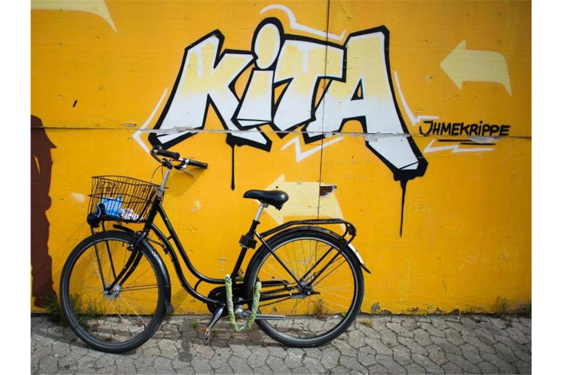 „KiTa“-Graffiti. Foto: Julian Stratenschulte/Archivbild