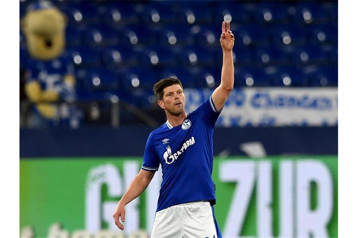 Fußball-Bundesliga am Samstag: Sieben Spiele, sieben Köpfe Klaas-Jan Huntelaar könnte erstmals seit seiner Rückkehr in der Schalker Startelf stehen. Foto: Guido Kirchner/dpa-Pool/dpa
