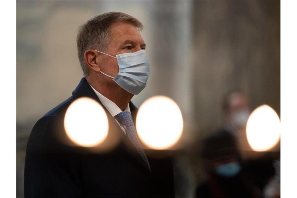 Rumäniens Präsident Iohannis mit Karlspreis geehrt Klaus Iohannis im Aachener Dom. Foto: Federico Gambarini/dpa