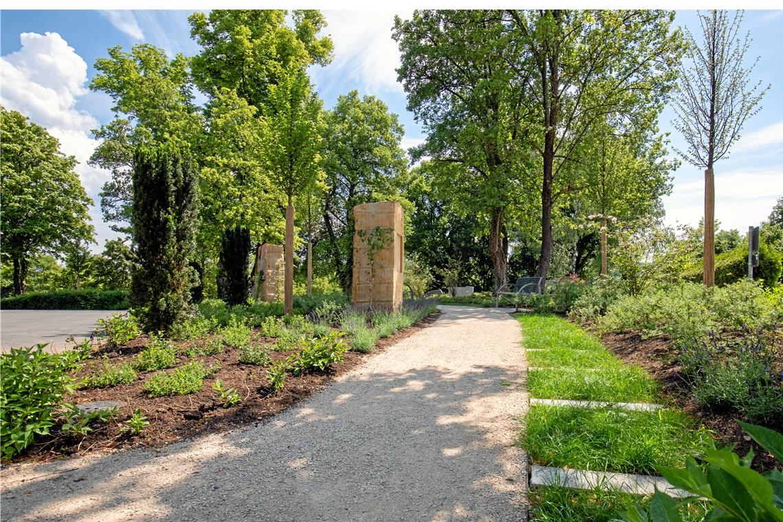 Visionäre Ideen für das Friedhofskonzept Kleinere Grabanlagen, neue Grabformen: Das wurde im ersten Sanierungsschritt auf dem Friedhof Oppenweiler schon umgesetzt. Foto: A. Becher