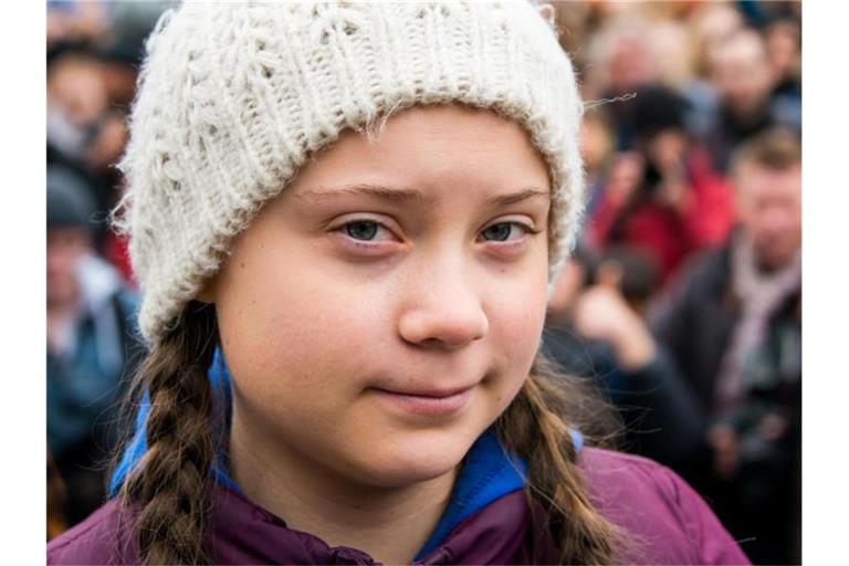 Klimaaktivistin Greta Thunberg hat letztes Jahr den Alternativen Nobelpreis bekommen. Foto: Daniel Bockwoldt/dpa