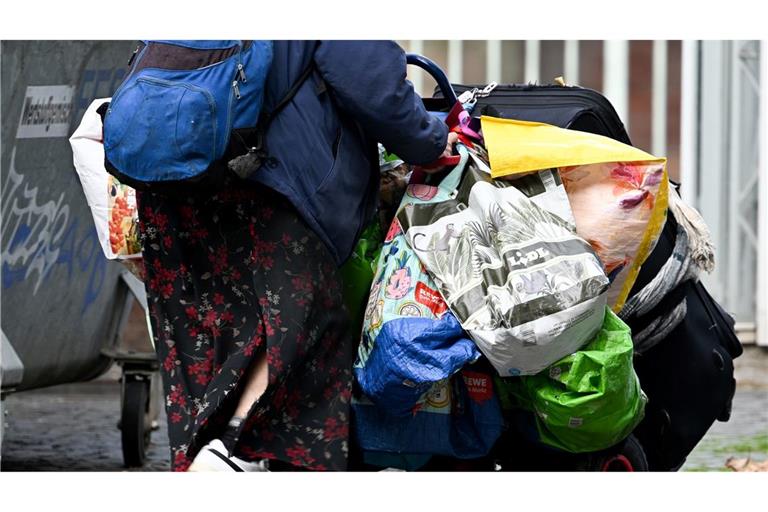 Knapp eine halbe Million Menschen sind von den Kommunen untergebracht, weil sie keine eigene Wohnung haben. (Symbolbild)