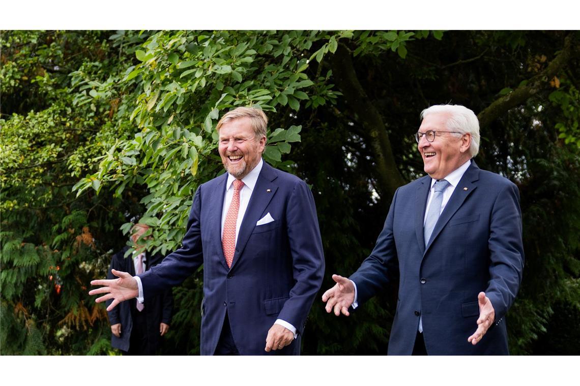 Bilder des Tages König Willem-Alexander (l) zu Gast in Münster – Begegnung mit Steinmeier am Schloss Wilkinghege.