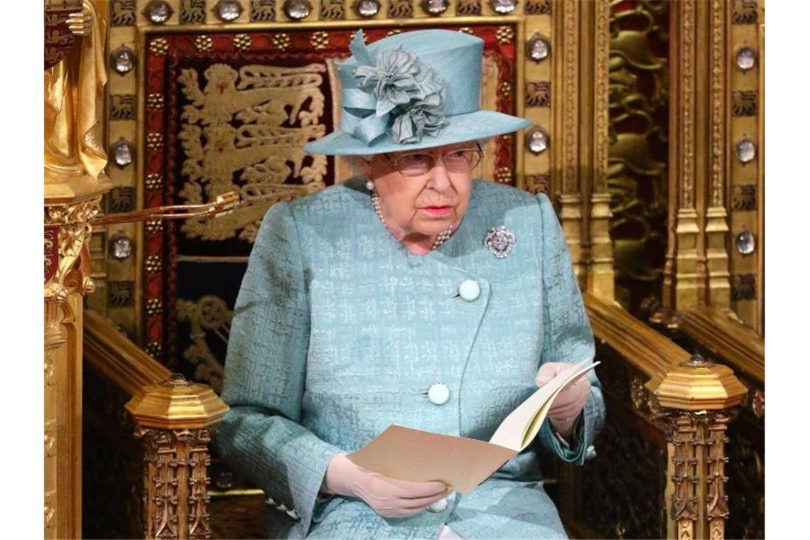 Königin Elizabeth II. bei ihrer „Queen's Speech“. Foto: Aaron Chown/PA Wire/dpa