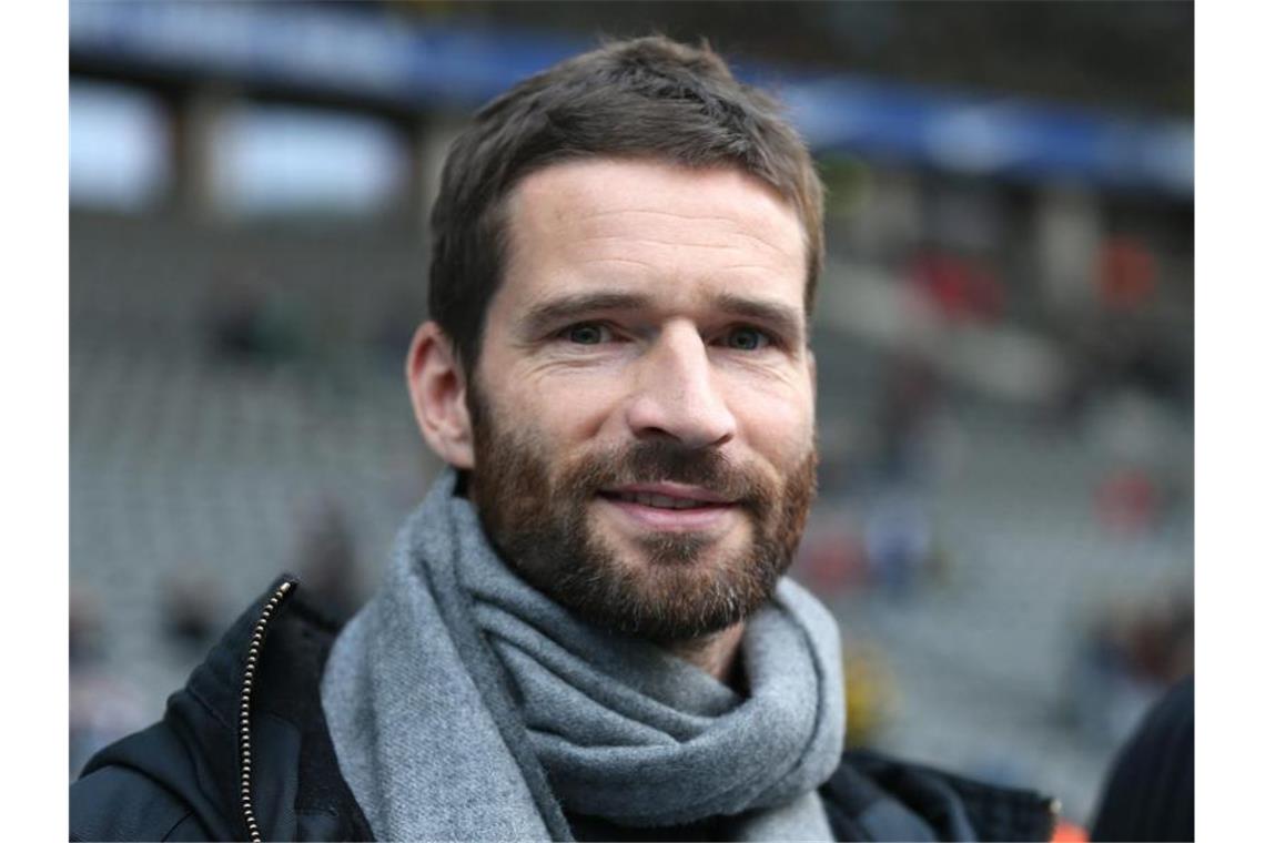 Hertha will Friedrich wohl als Sportdirektor - Kommt Karius? Könnte bei Hertha BSC zum Sportdirektor aufsteigen: Arne Friedrich. Foto: Andreas Gora/dpa