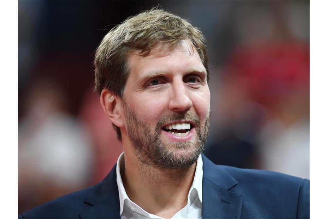 Könnte Geisterspielen auch etwas Positives abgewinnen: Ex-NBA-Star Dirk Nowitzki. Foto: Swen Pförtner/dpa