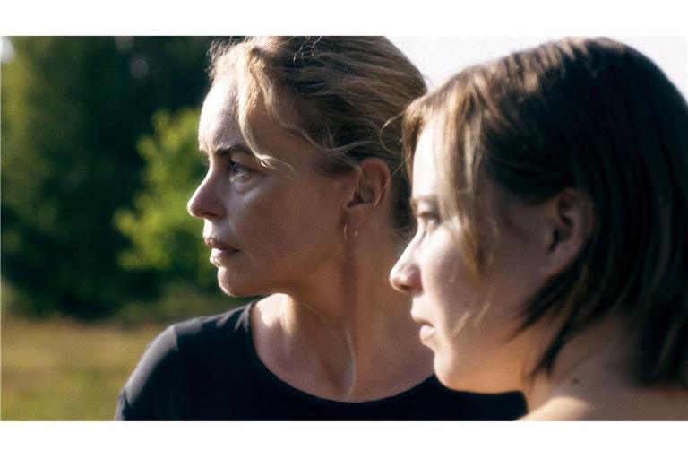 Kommen aus unterschiedlichen Welten: Nina Hoss (links) und Saskia Rosendahl in „Zikaden“
