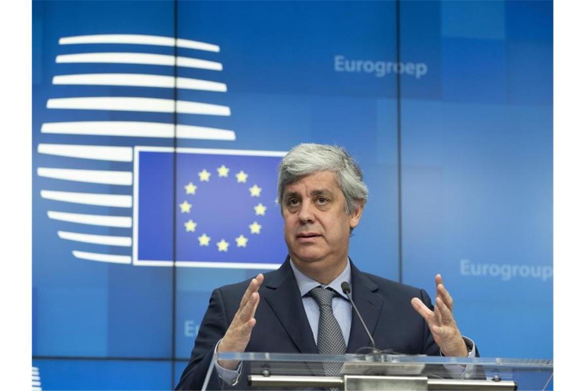 Streit um Corona-Bonds tobt weiter Kommen nun Corona-Bonds? Mario Centeno, Präsident der Eurogruppe und portugiesischer Finanzminister. Foto: Zucchi Enzo/EU Council/dpa
