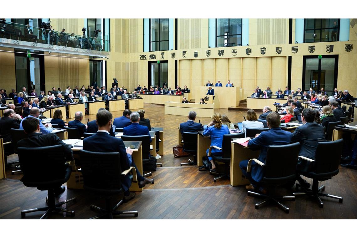 Kommunale Altschulden, Abschuss von Wölfen, K.-o.-Tropfen - damit beschäftigt sich die Länderkammer.
