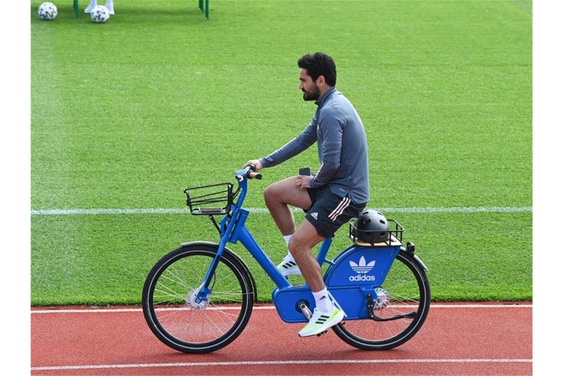 Löws neuer Wembley-Plan - Kein Speedboat für Havertz Konnte nur reduziert trainieren: Ilkay Gündogan. Foto: Federico Gambarini/dpa