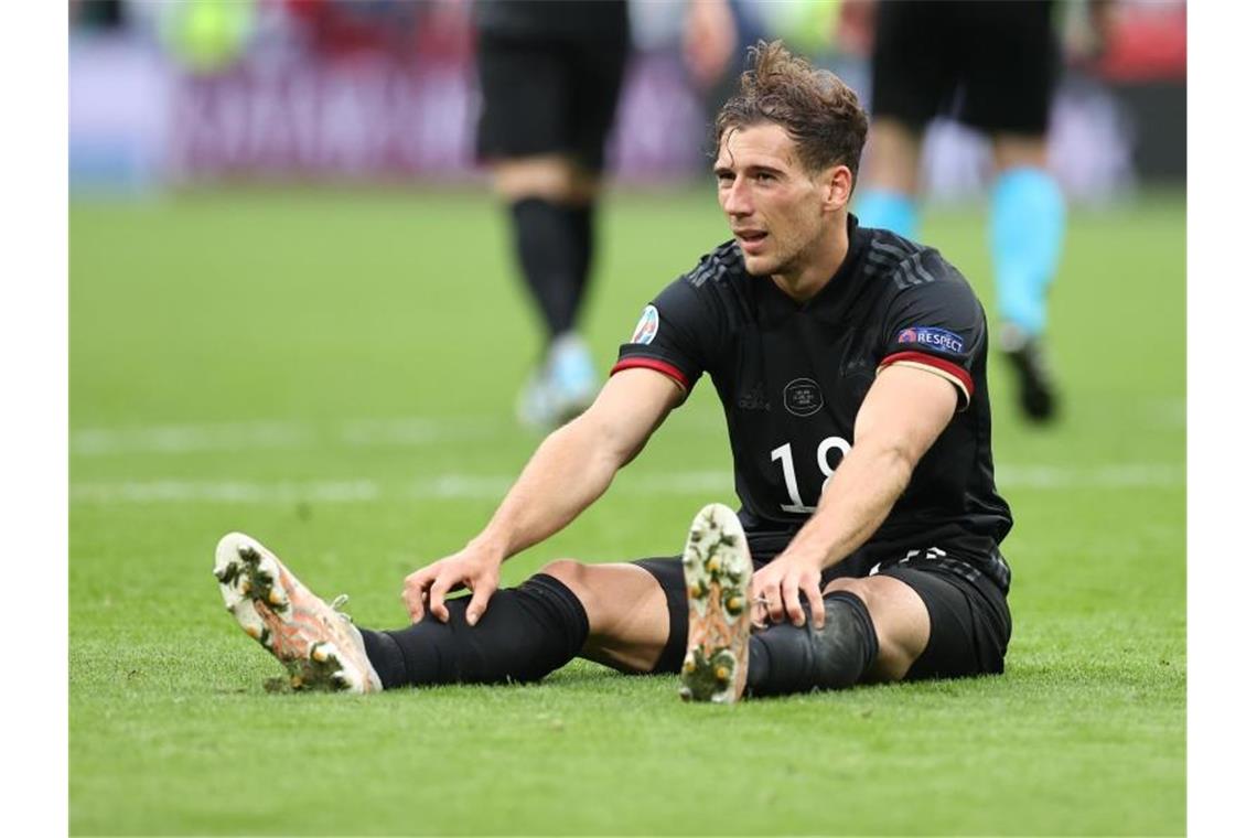 Die deutsche Fußball-Nationalmannschaft in der Einzelkritik Konnte seine offensiven Stärken nur selten einbringen: Leon Goretzka reagiert nach der Niederlage. Foto: Christian Charisius/dpa