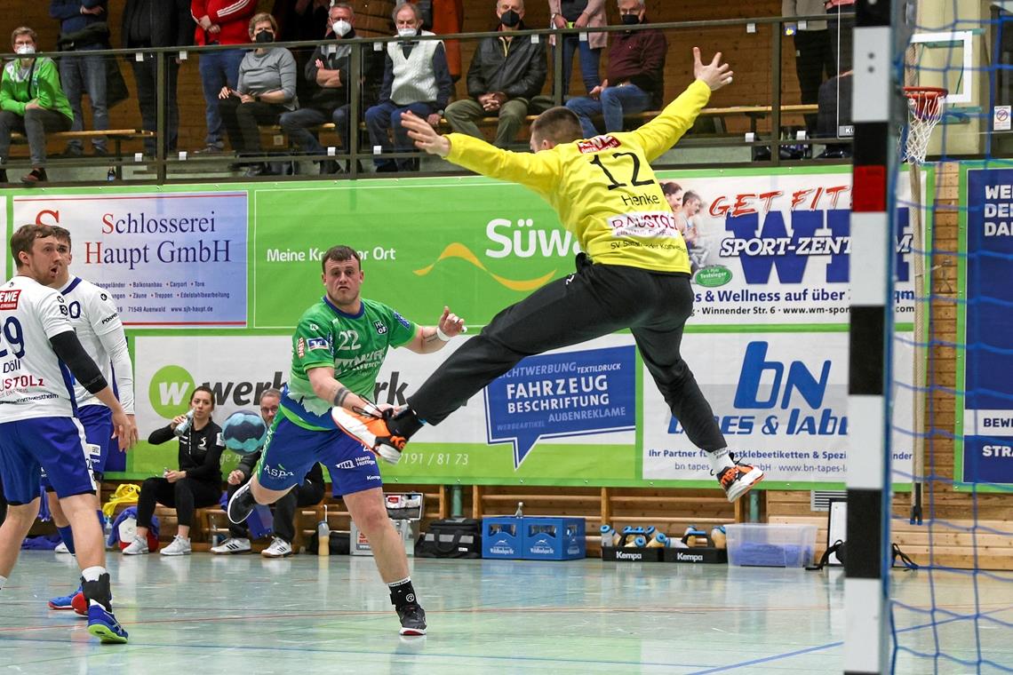 Innerhalb von 20 Minuten deutlich enteilt Kreisläufer Jakub Strýc setzte wichtige Akzente im Spiel des HC Oppenweiler/Backnang und erzielte auch sechs Tore. Foto: A. Becher