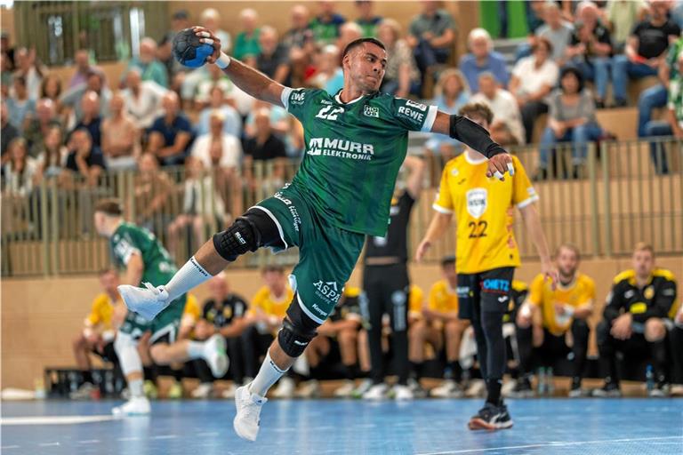 Kreisläufer Ruben Sousa und seine Kollegen haben dem Favoriten das Leben richtig schwer gemacht. Foto: Felix Koch