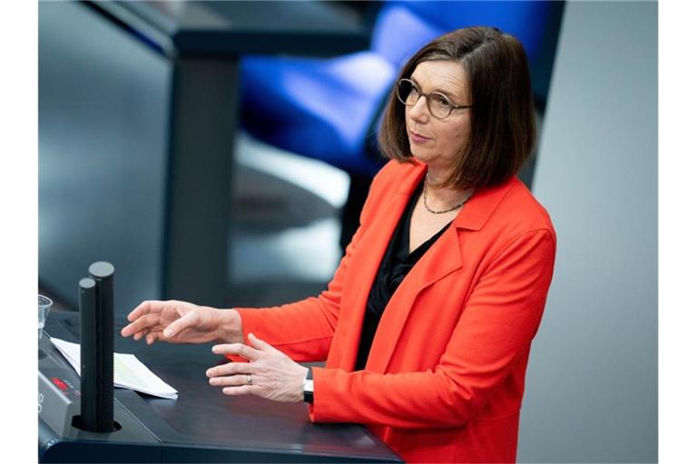 Krise in der Krise: Grünen-Fraktions-Chefin Katrin Göring-Eckardt sagte: „Es ist unverantwortlich, dass innerhalb der Union die CSU jede Lösung blockiert.“. Foto: Kay Nietfeld/dpa