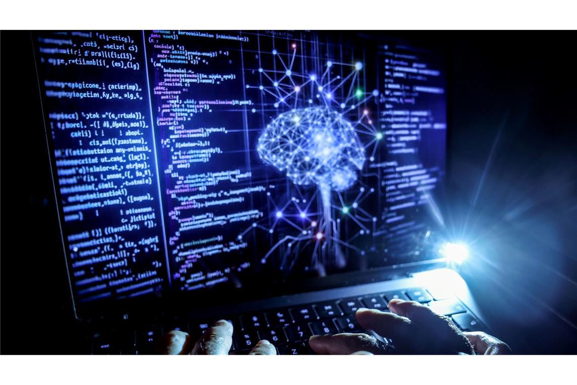 Künstliche Intelligenz kommt in immer mehr Industriebetrieben zum Einsatz. (Symbolbild)