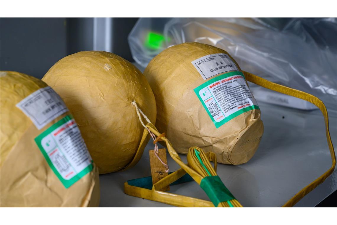 Kugelbomben werden regelmäßig vom Zoll beschlagnahmt.