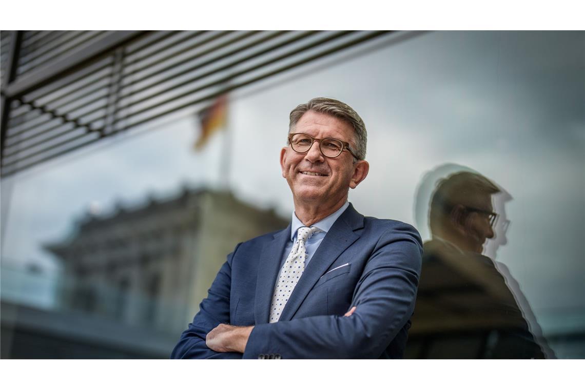 Kulturstaatsminister: Bibliotheken von zentraler Bedeutung Kulturstaatsminister Wolfram Weimar (parteilos) würdigt die Bedeutung von Bibliotheken. (Archivbild)