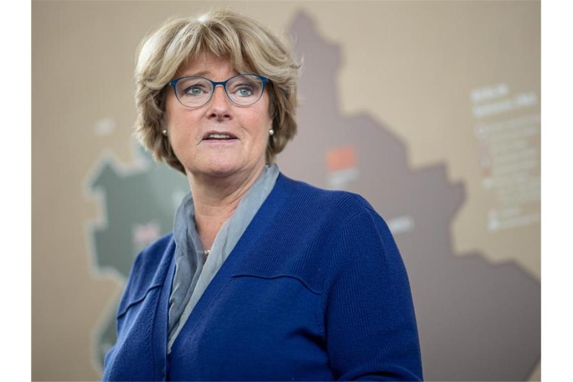 Beste unabhängige Buchläden in Deutschland ausgezeichnet Kulturstaatsministerin Monika Grütters. Foto: Fabian Sommer/dpa