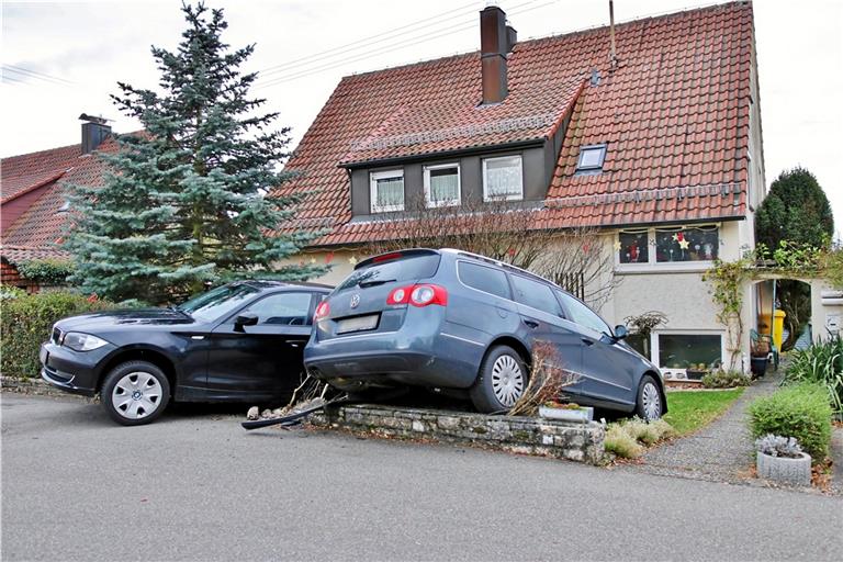 Kurioser Unfall in Winnenden-Breuningsweiler. Foto: 7aktuell/K. Lermer