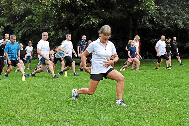 Kursleiterin Brigitte Würfel freut sich auch beim 14. Mal Laufend BKZ auf viele Teilnehmerinnen und Teilnehmer. Archivfoto: Tobias Sellmaier