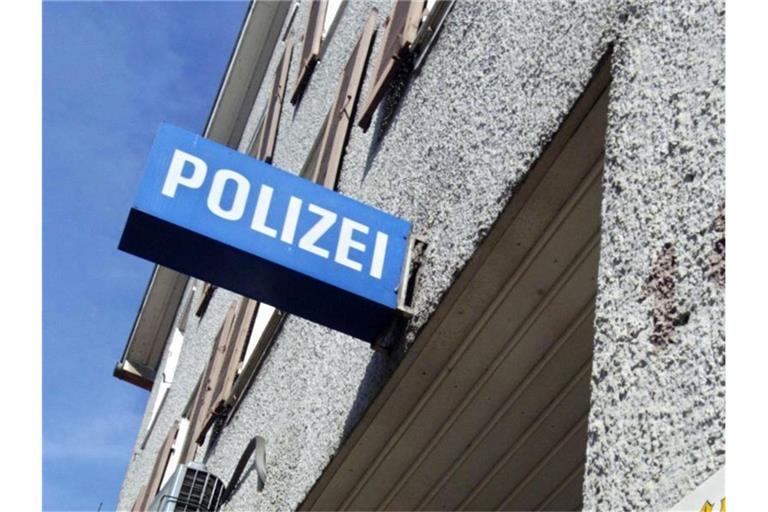 Kurz nach der Tat ist das Mädchen geflüchtet und wandte sich an die Polizei. Foto: Norbert Försterling/dpa