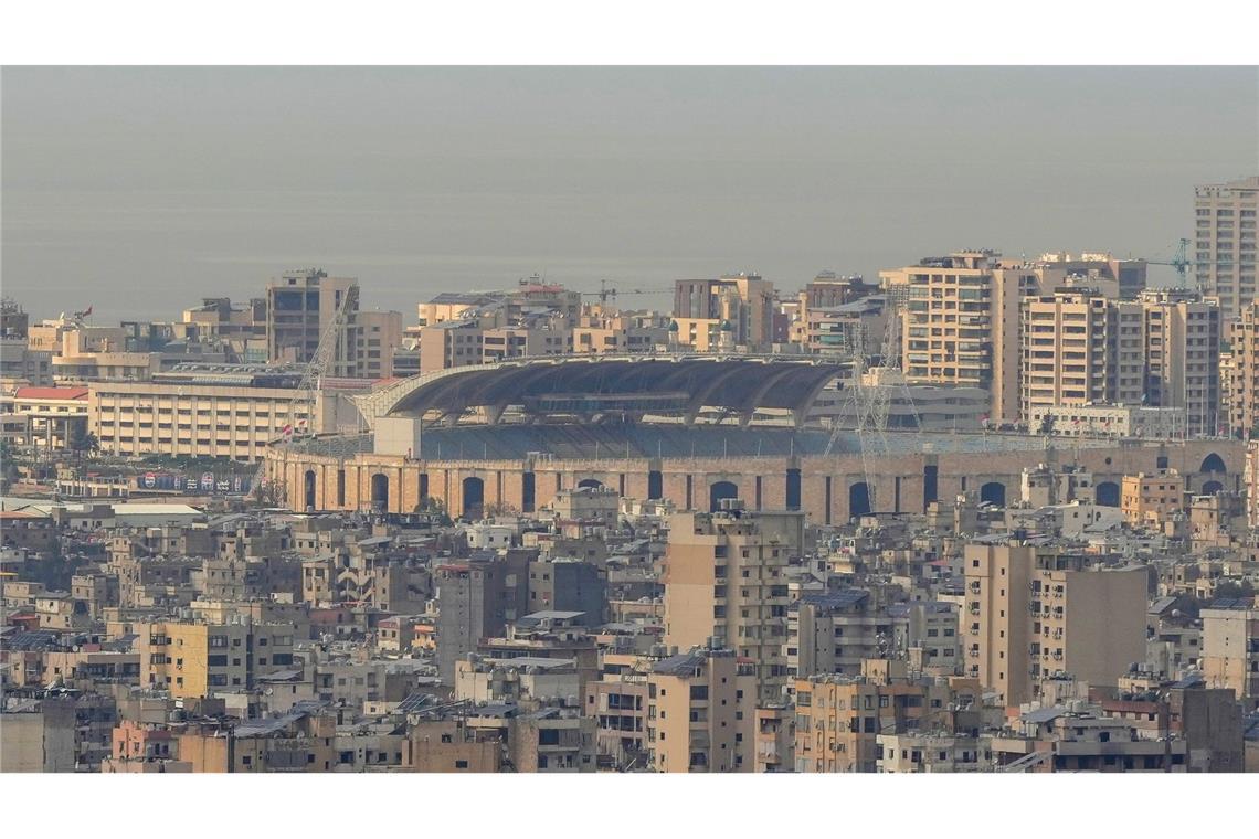 Bilder des Tages Kurz vor dem Einschlag: Israelischer Jet wirft Bombe auf Beiruter Vorort ab