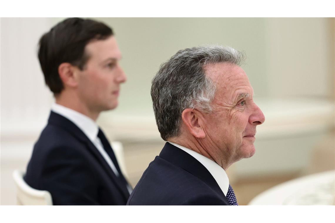 Kushner (l) begleitete Witkoff erstmals im Kreml.