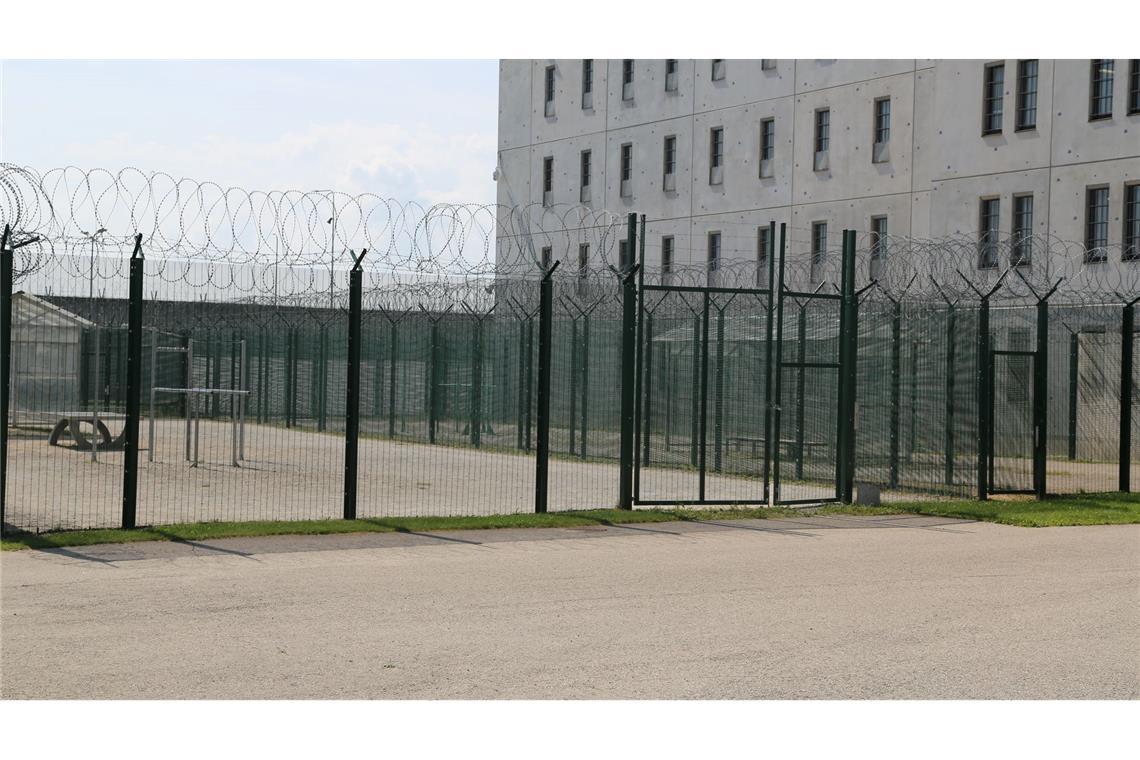 Hinter schwedischen Gardinen in Estland Kuuse bezeichnet das Gefängnis als hochmodern.