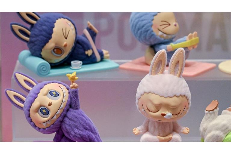 Labubu-Plüschfiguren sind bei Sammlern begehrt. Nun ist auch ein Film über das Monster geplant. (Archivbild)