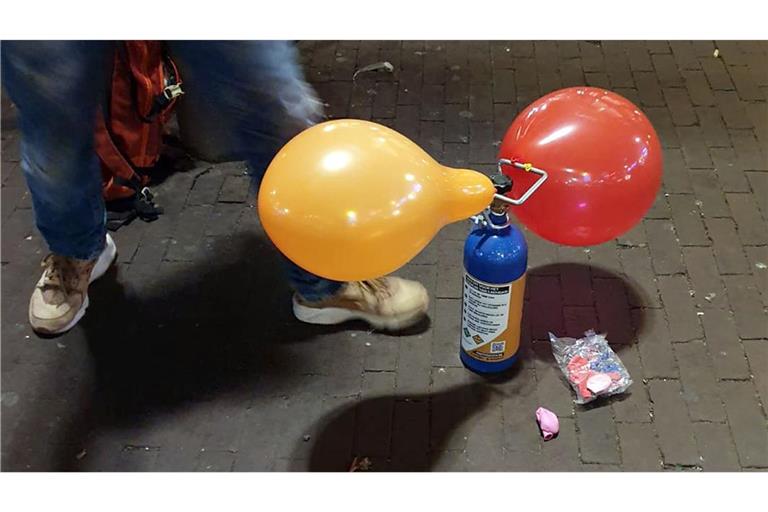 Lachgas ist als Partydroge mittlerweile auf dem Vormarsch (Symbolbild).