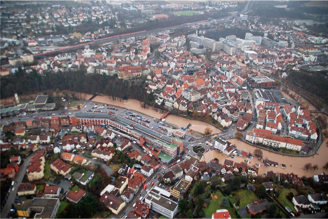 In kürzester Zeit stand die halbe Stadt unter Wasser