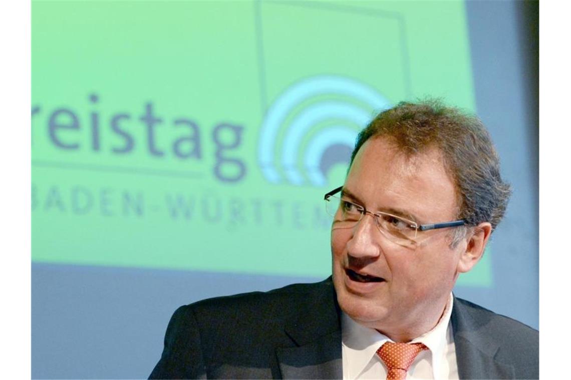 Landrat Joachim Walter, Präsident des Landkreistags Baden-Württemberg. Foto: Patrick Seeger/dpa/Archivbild