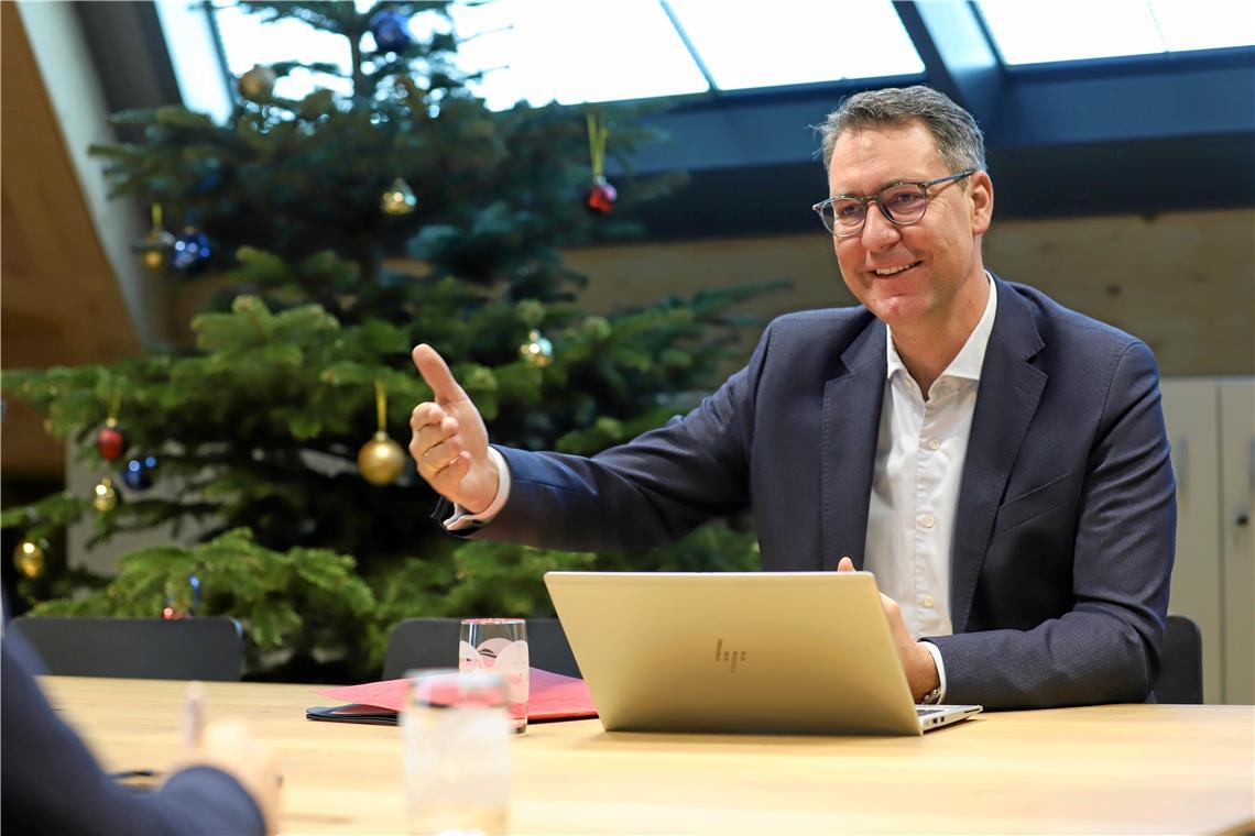 Das Landratsamt gilt offiziell als familienfreundlich Landrat Richard Sigel möchte eine familienbewusste Personalpolitik fördern (Archivfoto).